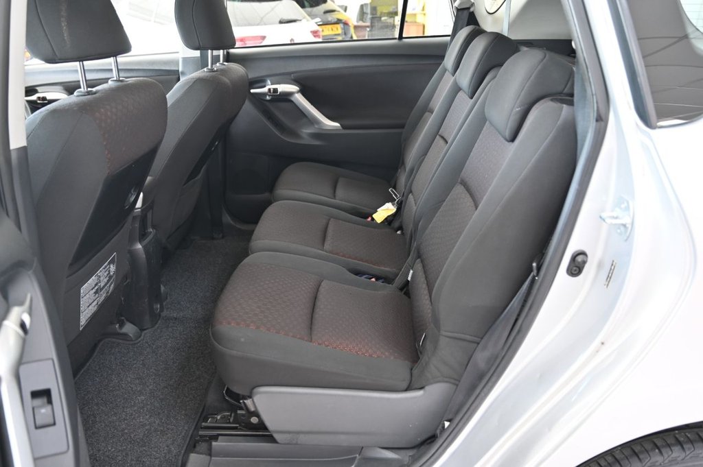 Used Toyota Verso 2011 for sale - 76367435: Photo 17