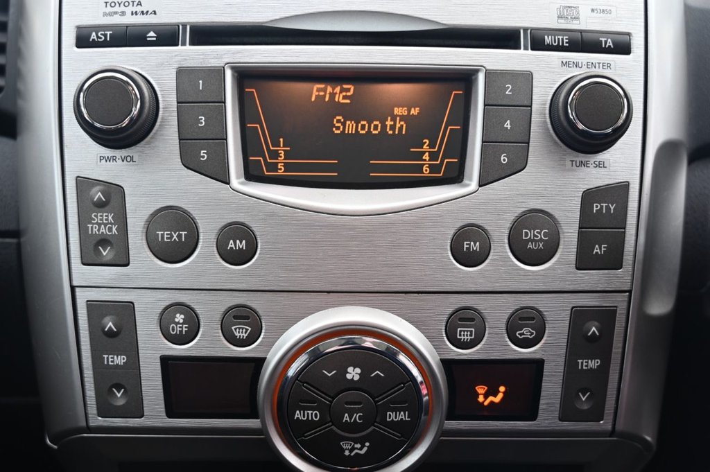 Used Toyota Verso 2011 for sale - 76367435: Photo 23