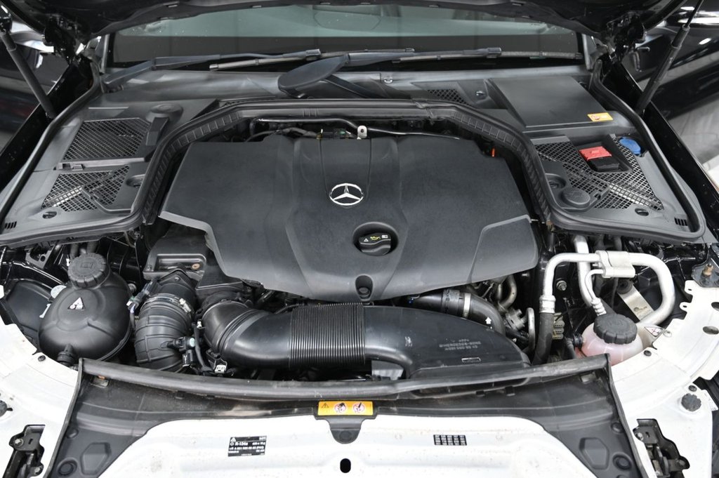 Used Mercedes-Benz C Class 2015 for sale - 76923295: Photo 32