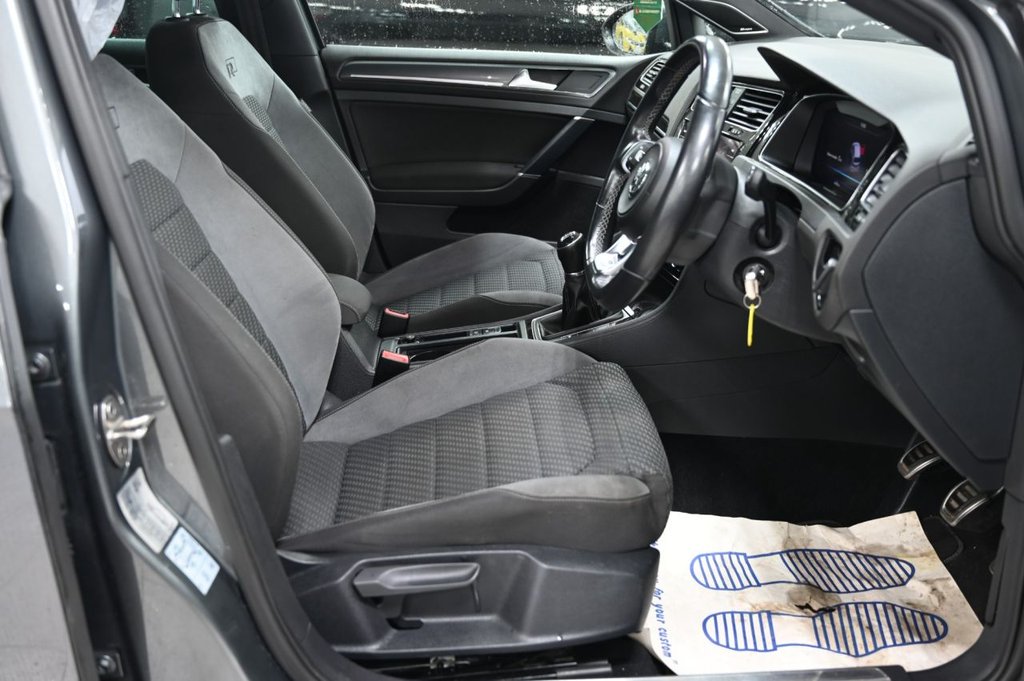 Used Volkswagen Golf 2019 for sale - 77188349: Photo 17