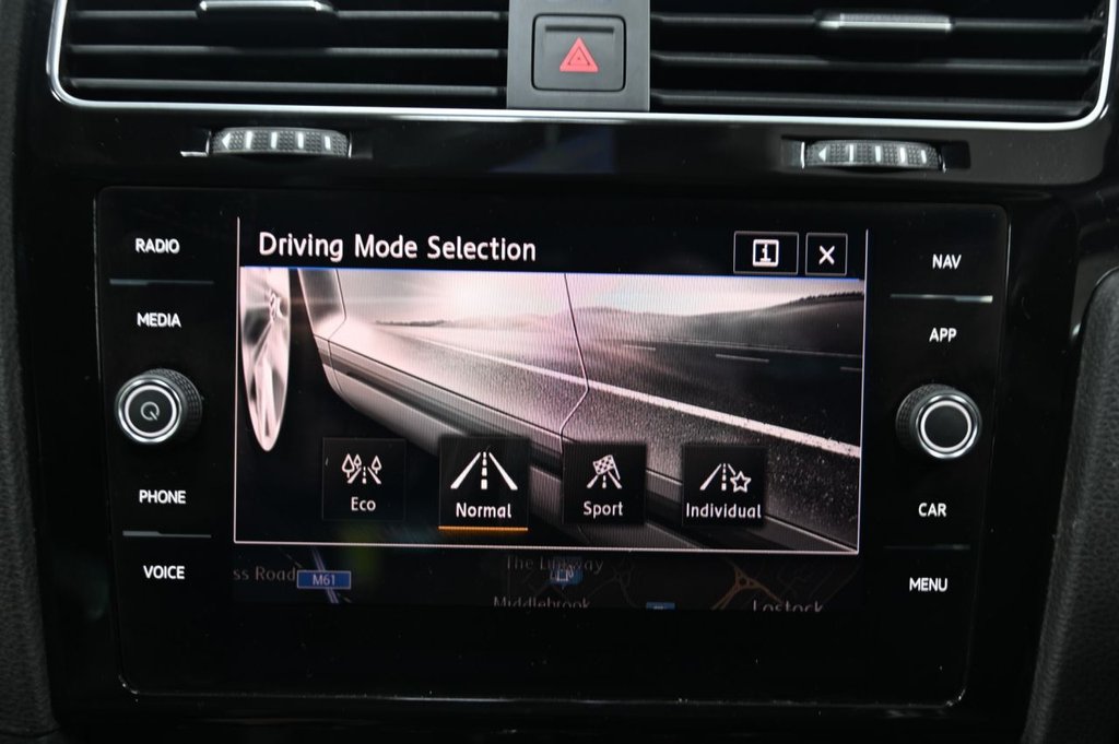 Used Volkswagen Golf 2019 for sale - 77188349: Photo 22