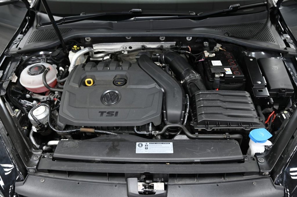 Used Volkswagen Golf 2019 for sale - 77188349: Photo 32