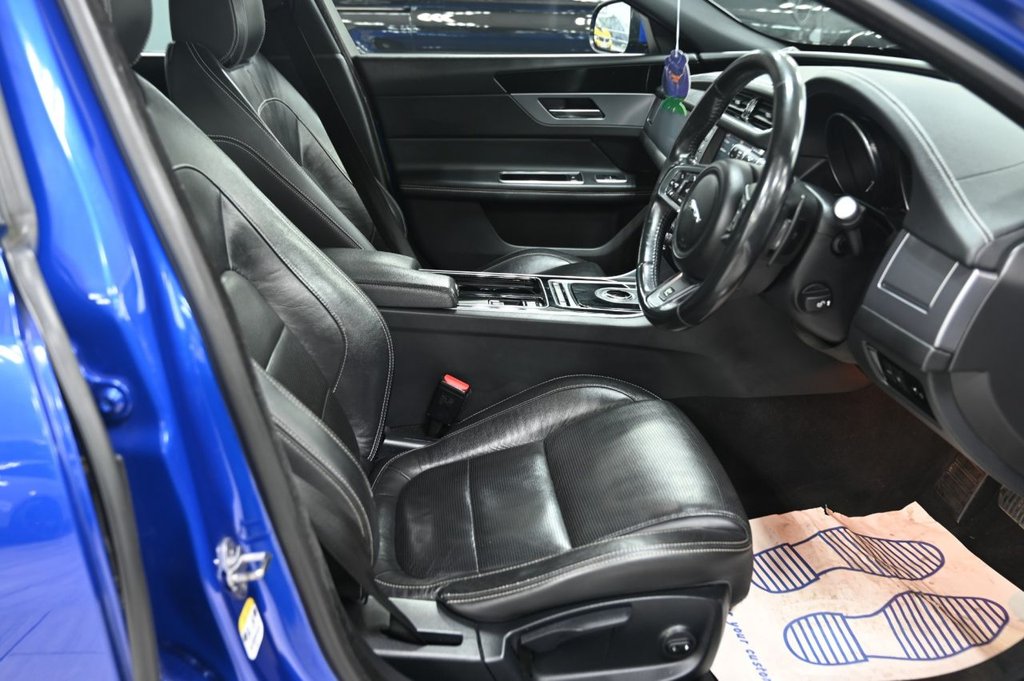 Used Jaguar XF 2016 for sale - 76739957: Photo 21