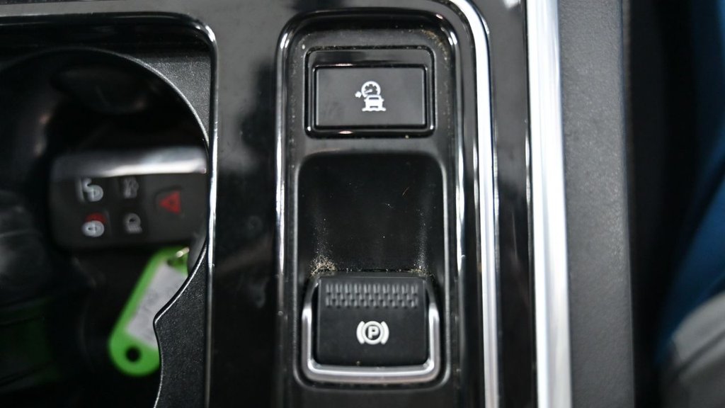 Used Jaguar XF 2016 for sale - 76739957: Photo 29