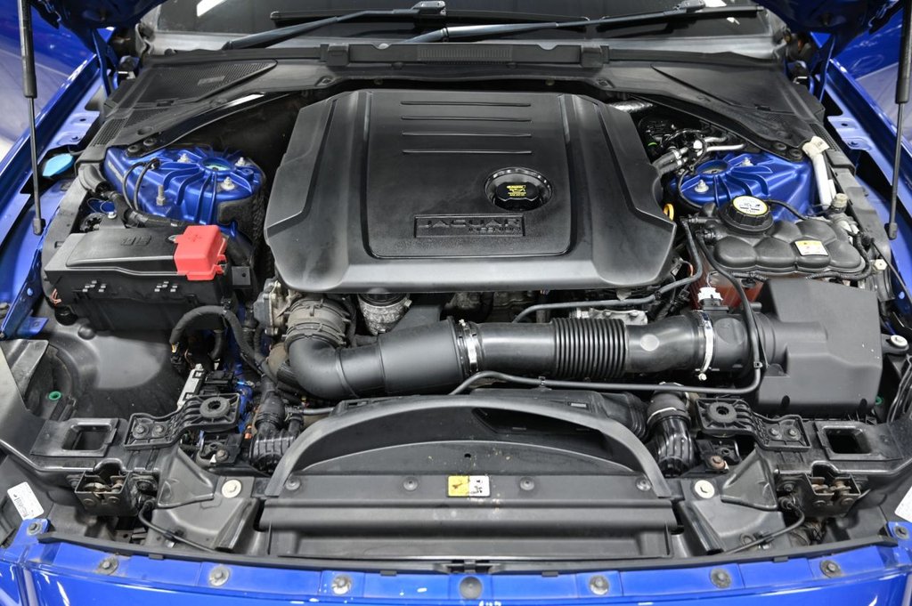 Used Jaguar XF 2016 for sale - 76739957: Photo 34