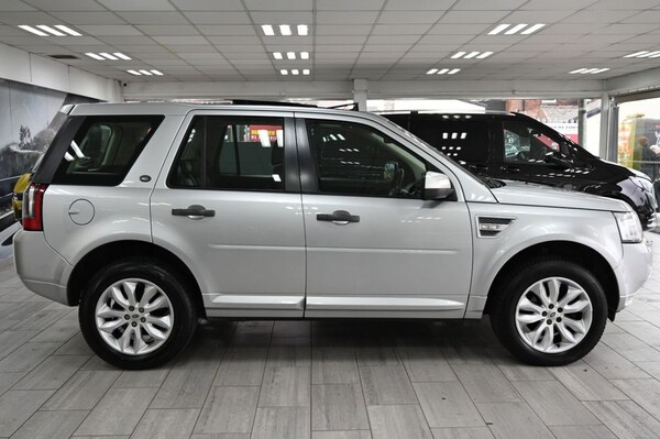 Used Land Rover Freelander 2012 for sale - 76235279: Photo 3