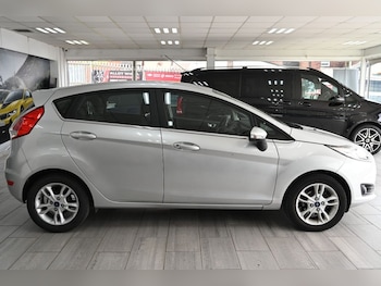 Used Ford Fiesta 2017 for sale - 75585177: Photo