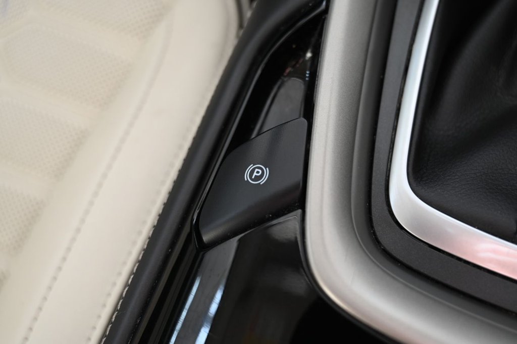 Used Ford Mondeo 2016 for sale - 77014142: Photo 34