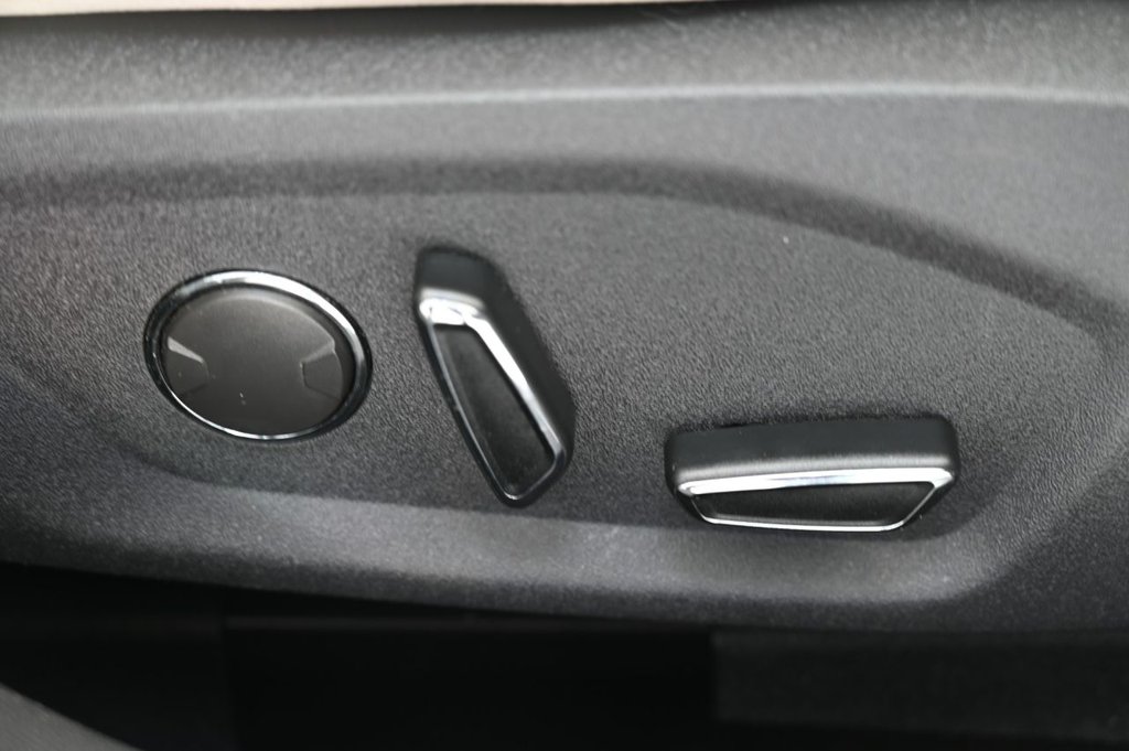 Used Ford Mondeo 2016 for sale - 77014142: Photo 40