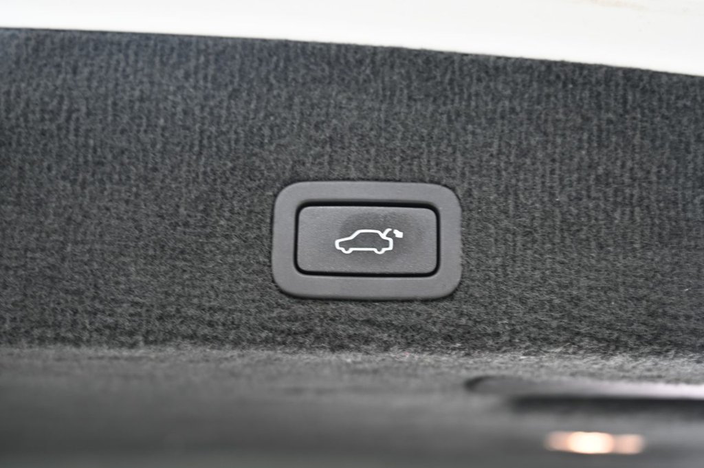 Used Volvo XC60 2014 for sale - 76654600: Photo 41