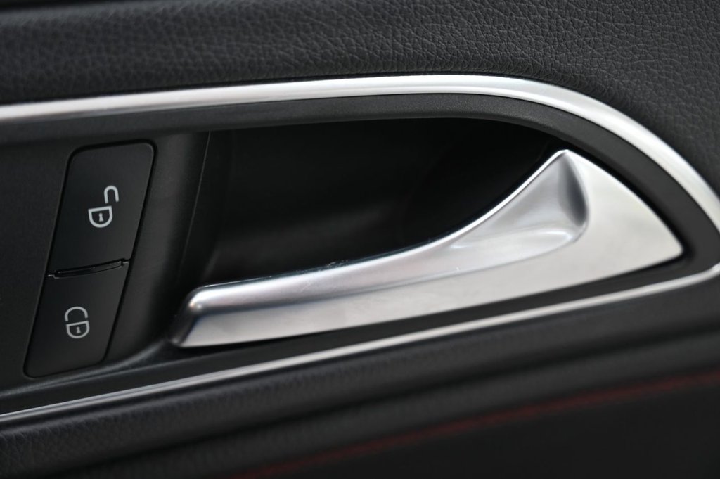 Used Mercedes-Benz CLA 2014 for sale - 76848154: Photo 32