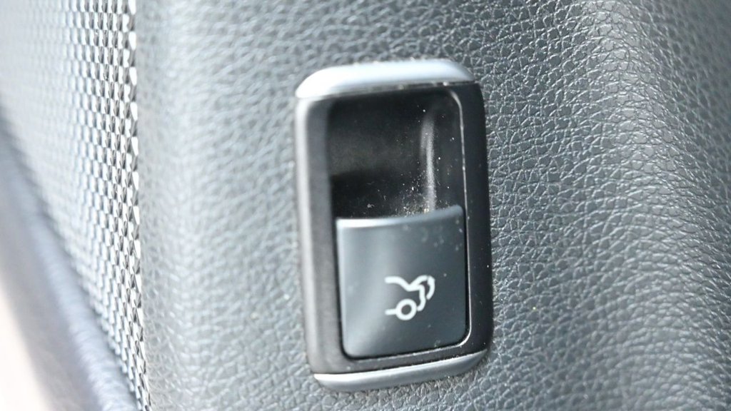 Used Mercedes-Benz CLA 2014 for sale - 76848154: Photo 34