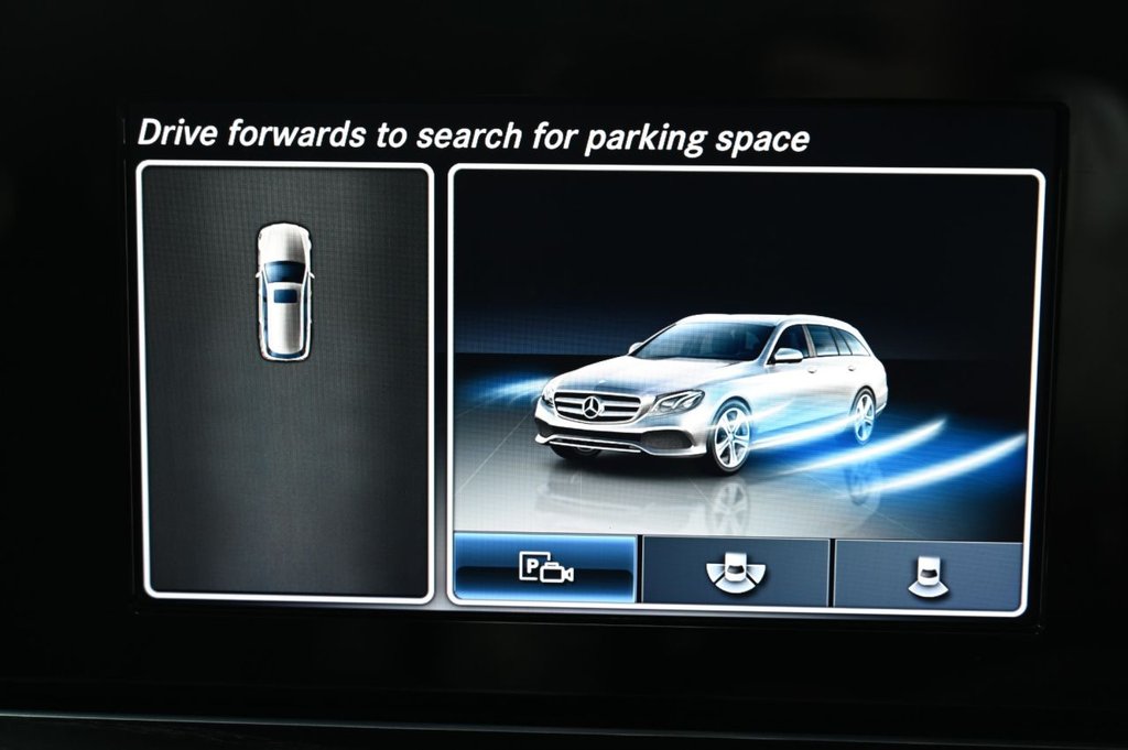 Used Mercedes-Benz E Class 2017 for sale - 76509394: Photo 34