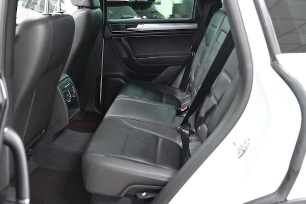 Used Volkswagen Touareg 2015 for sale - 76236041: Photo 16