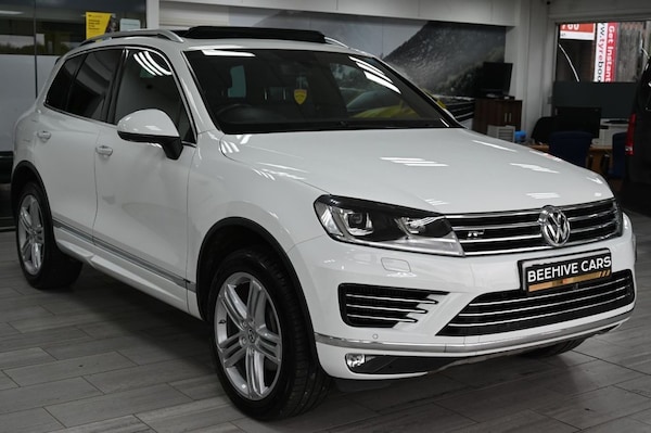 Used Volkswagen Touareg 2015 for sale - 76236041: Photo 2