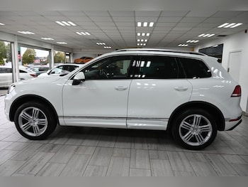 Used Volkswagen Touareg 2015 for sale - 76236041: Photo 4