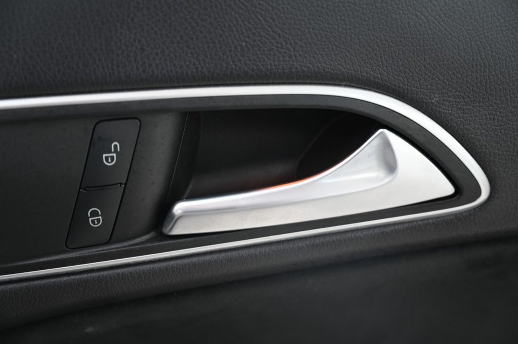 Used Mercedes-Benz CLA 2016 for sale - 78110232: Photo 33