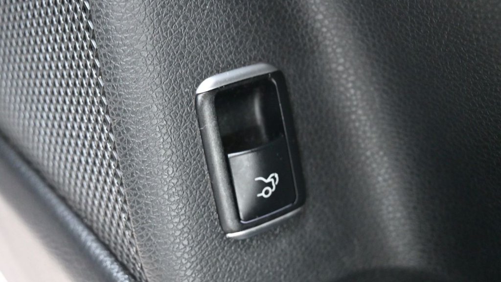 Used Mercedes-Benz CLA 2018 for sale - 76172926: Photo 40