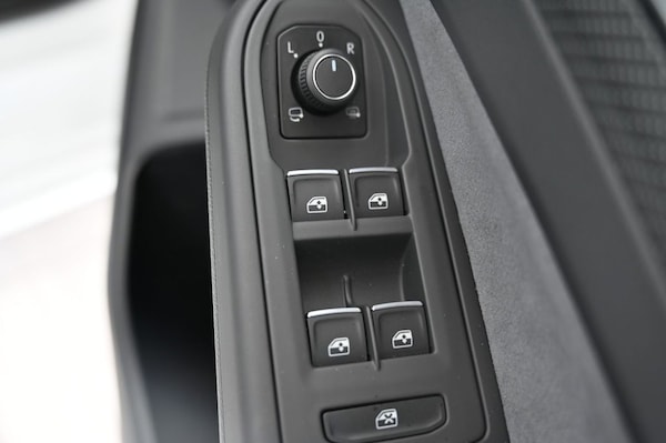 Used Volkswagen Golf 2023 for sale - 74964188: Photo 39