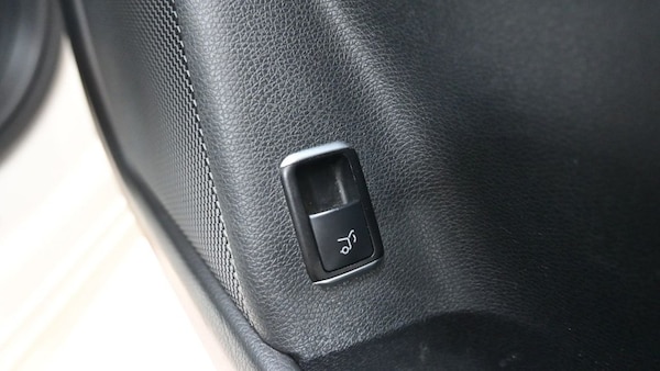 Used Mercedes-Benz CLA 2016 for sale - 75675903: Photo 35