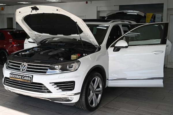 Used Volkswagen Touareg 2017 for sale - 76068486: Photo 12