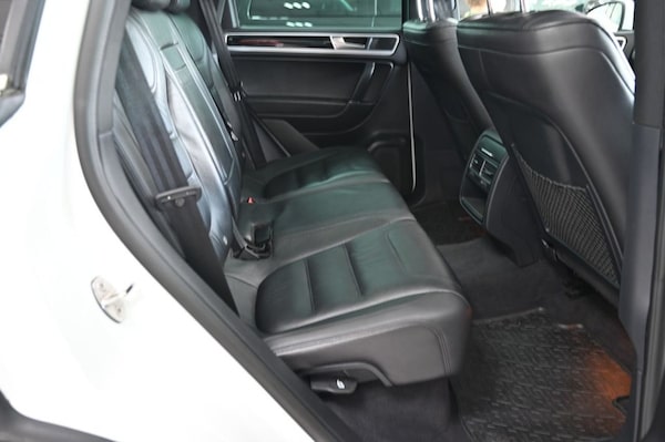Used Volkswagen Touareg 2017 for sale - 76068486: Photo 18
