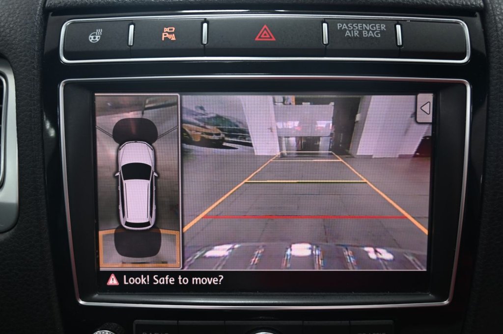 Used Volkswagen Touareg 2017 for sale - 76068486: Photo 23