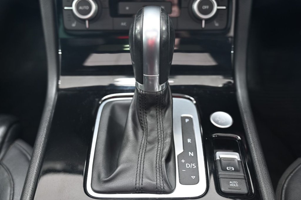 Used Volkswagen Touareg 2017 for sale - 76068486: Photo 27