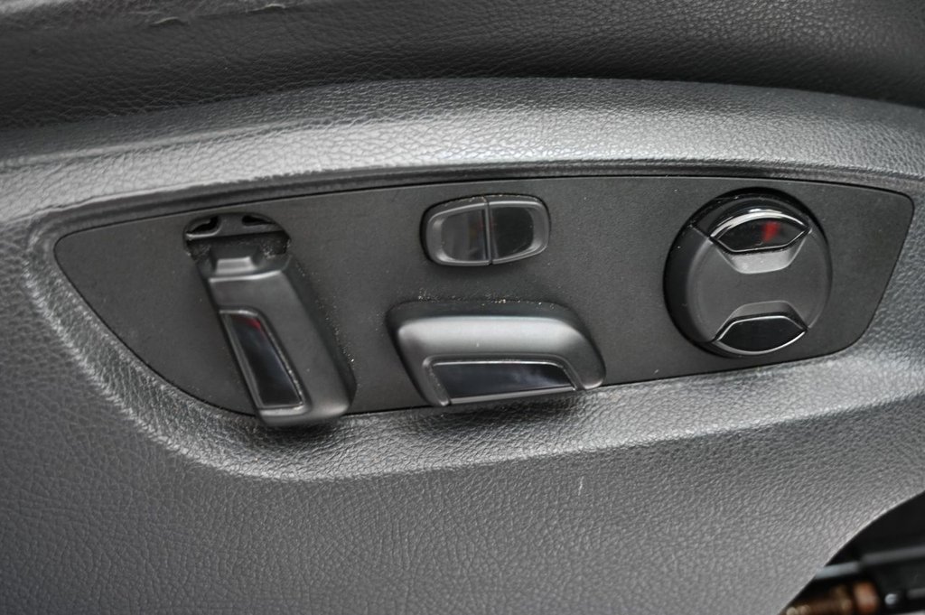 Used Volkswagen Touareg 2017 for sale - 76068486: Photo 35