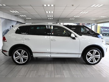 Used Volkswagen Touareg 2017 for sale - 76068486: Photo 3
