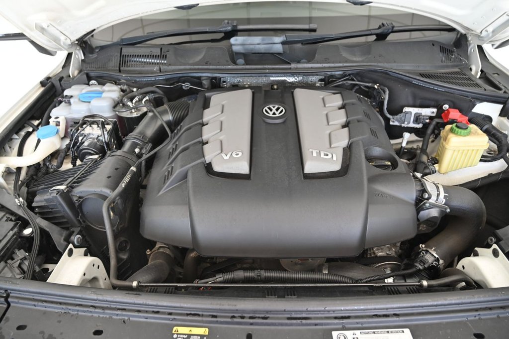 Used Volkswagen Touareg 2017 for sale - 76068486: Photo 41