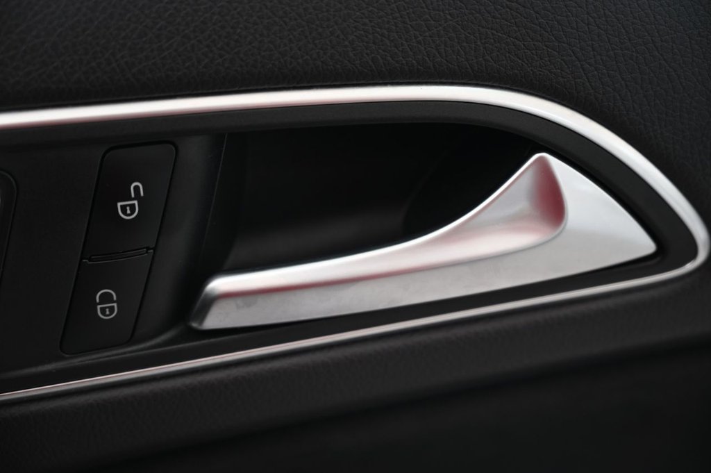 Used Mercedes-Benz GLA 2018 for sale - 77764874: Photo 38