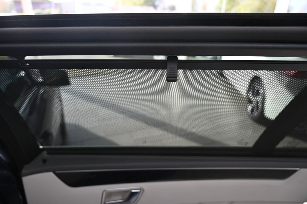 Used Mercedes-Benz E Class 2013 for sale - 76509815: Photo 33