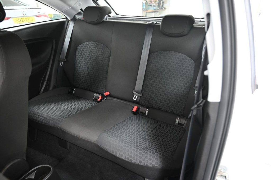 Used Vauxhall Corsa 2015 for sale - 76739963: Photo 18