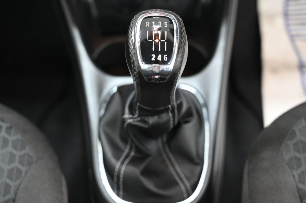 Used Vauxhall Corsa 2015 for sale - 76739963: Photo 26