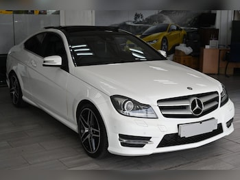 Used Mercedes-Benz C Class 2014 for sale - 79318485: Photo