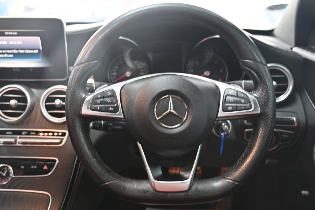 Used Mercedes-Benz C Class 2015 for sale - 76867346: Photo 16