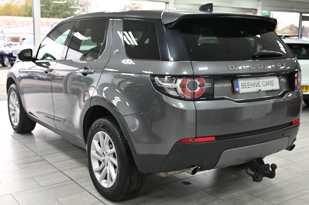 Used Land Rover Discovery Sport 2017 for sale - 76535433: Photo 10