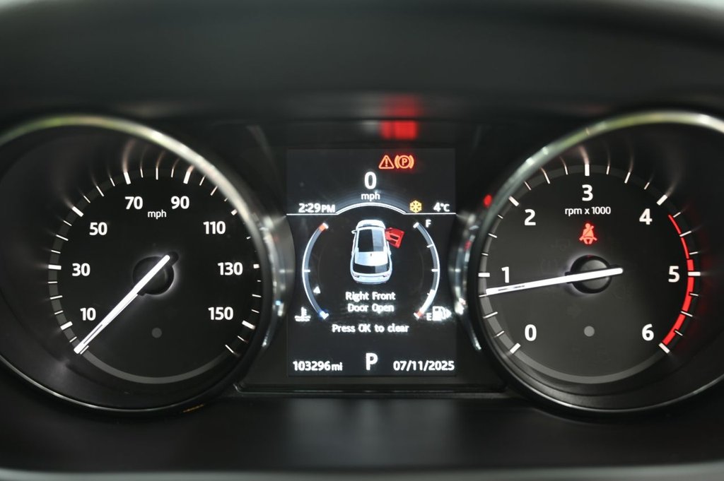 Used Land Rover Discovery Sport 2017 for sale - 76535433: Photo 22