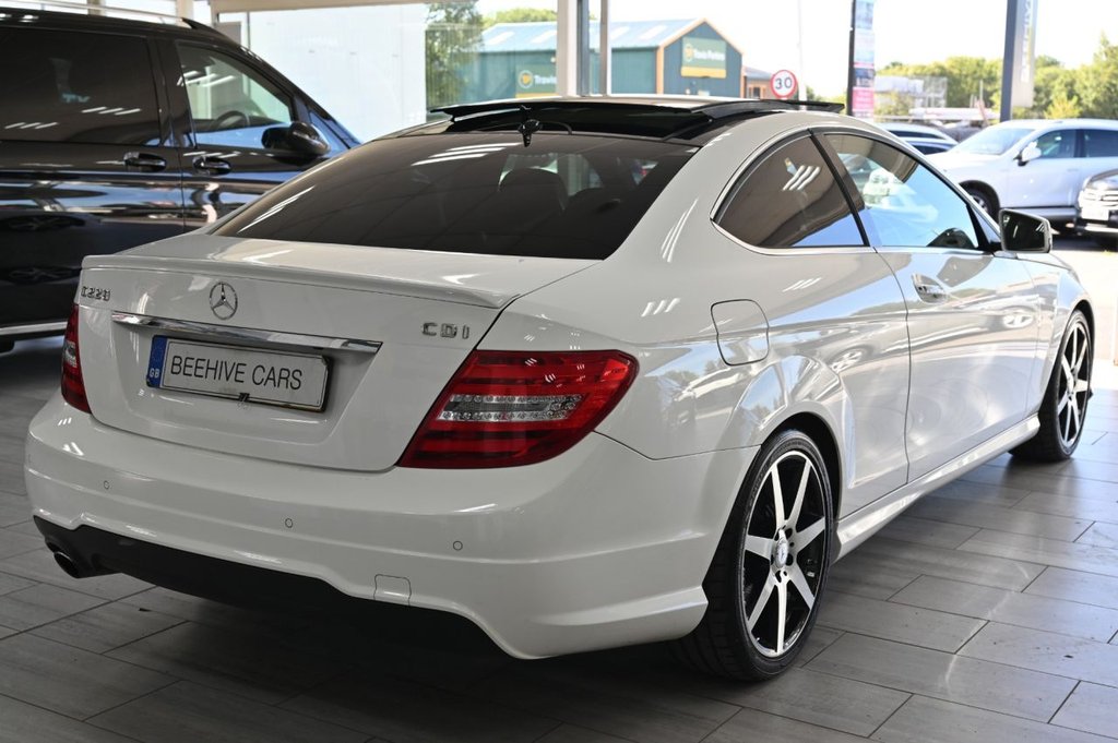 Used Mercedes-Benz C-Class 2015 for sale - 76047947: Photo 10