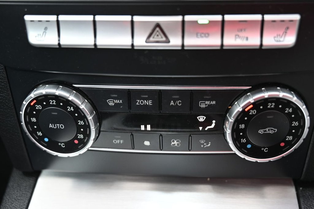 Used Mercedes-Benz C-Class 2015 for sale - 76047947: Photo 27