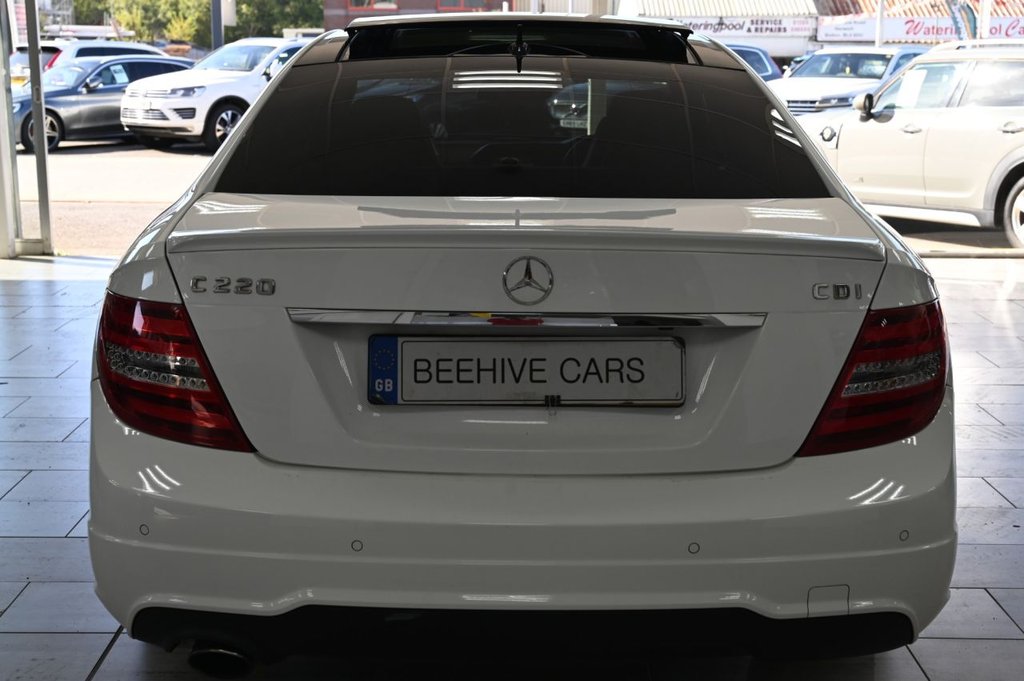 Used Mercedes-Benz C-Class 2015 for sale - 76047947: Photo 8
