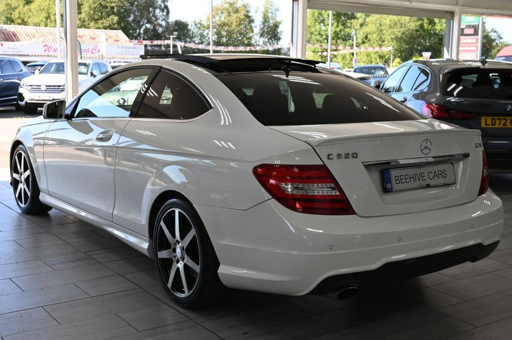 Used Mercedes-Benz C-Class 2015 for sale - 76047947: Photo 9