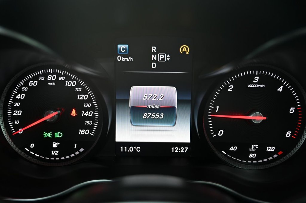 Used Mercedes-Benz C Class 2015 for sale - 76867319: Photo 15