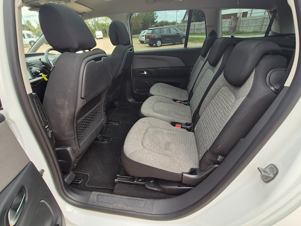 Used Citroen C4 Grand Picasso 2016 for sale - 76316052: Photo 12