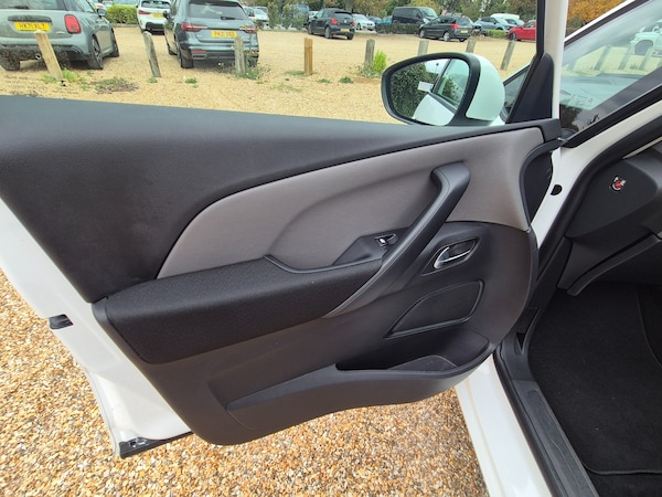 Used Citroen C4 Grand Picasso 2016 for sale - 76316052: Photo 18