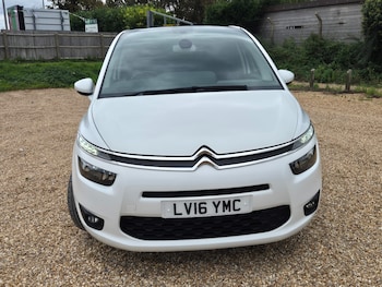 Used Citroen C4 Grand Picasso 2016 for sale - 76316052: Photo 2