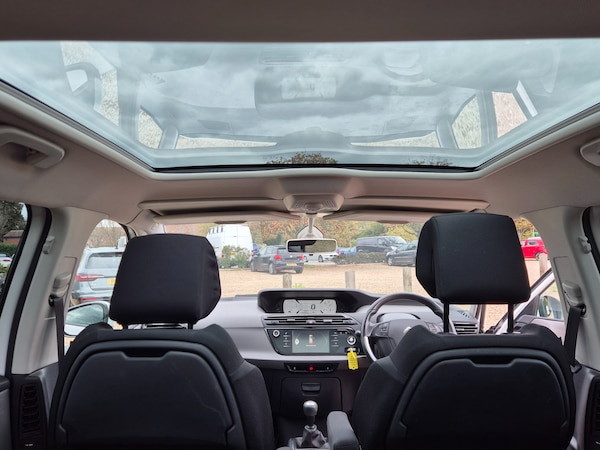 Used Citroen C4 Grand Picasso 2016 for sale - 76316052: Photo 9