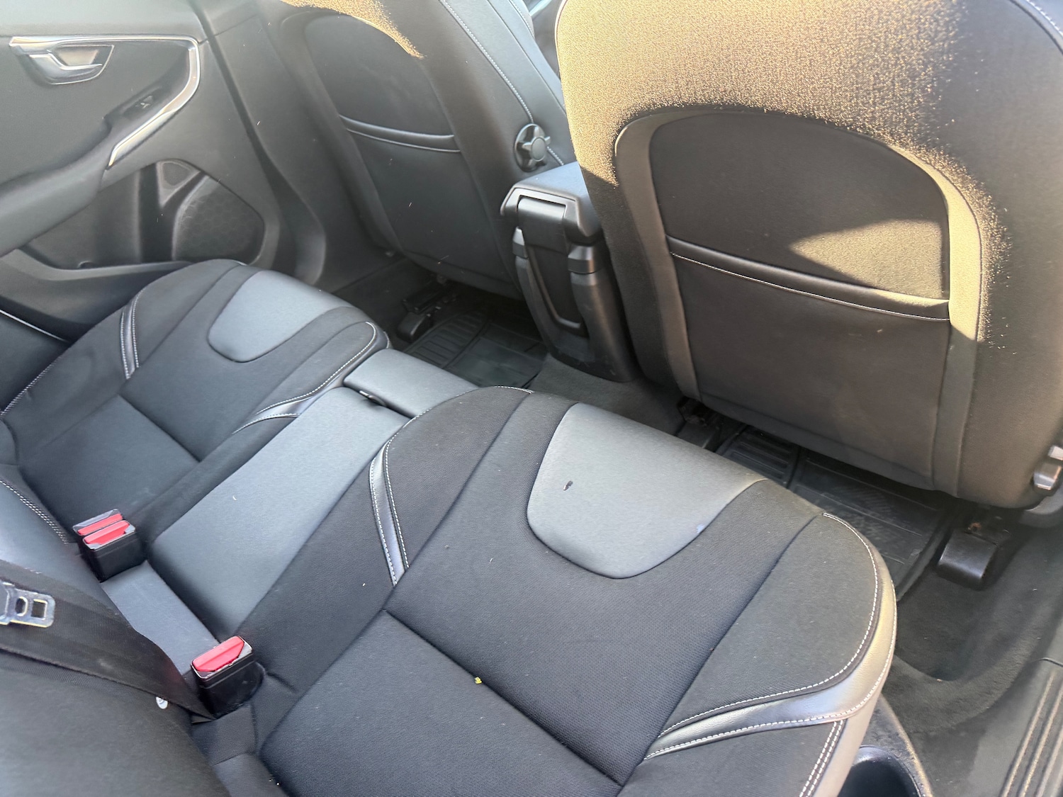 Used Volvo V40 2012 for sale - 77307723: Photo 10