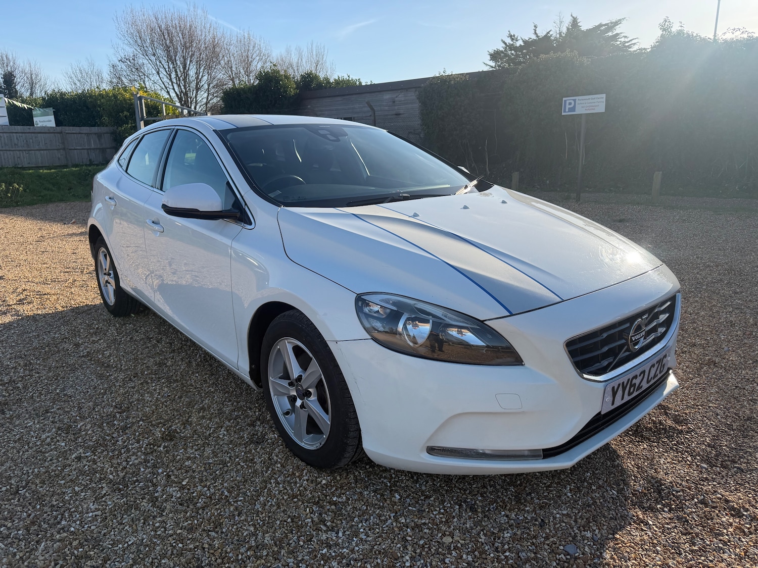 Used Volvo V40 2012 for sale - 77307723: Photo 2